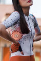 MONTON Cyklistický dres s krátkym rukávom - BLOOMS LADY - oranžová/viacfarebná