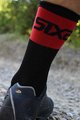 SIX2 Cyklistické ponožky klasické - SHORT LOGO - červená/čierna