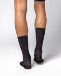 ALÉ Cyklistické ponožky klasické - FLUIDA - čierna