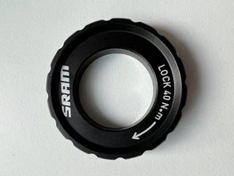 SRAM matica - NUT FOT LOCKRING DISC - čierna