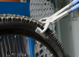 UNIOR kliešte - PLIERS 300 - červená