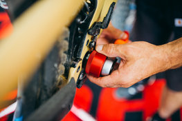 UNIOR sťahovák na stredové zloženie - REMOWER BSA30 - červená