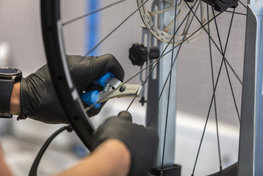 UNIOR kliešte - PLIERS - červená