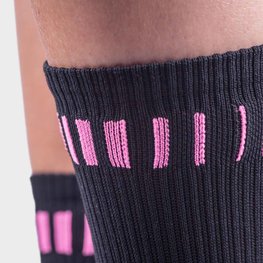 ALÉ Cyklistické ponožky klasické - LOGO Q-SKIN  - čierna/ružová