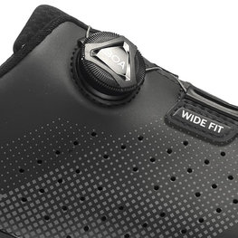 GAERNE Cyklistické tretry - CARBON TORNADO WIDE - čierna