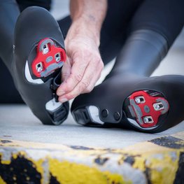 GOBIK Cyklistické návleky na tretry - VELOTOZE SNAPS - čierna