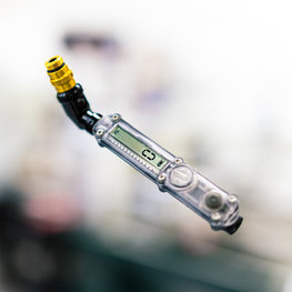 LEZYNE Cyklistické príslušenstvo - DIGITAL CHECK DRIVE - čierna