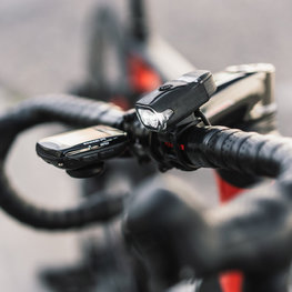 LEZYNE svetlo - KTV DRIVE FRONT - čierna