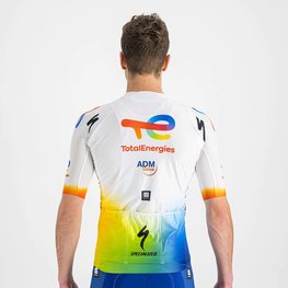 SPORTFUL Cyklistický dres s krátkym rukávom - TOTAL ENERGIES 2022 - biela/modrá/oranžová/žltá