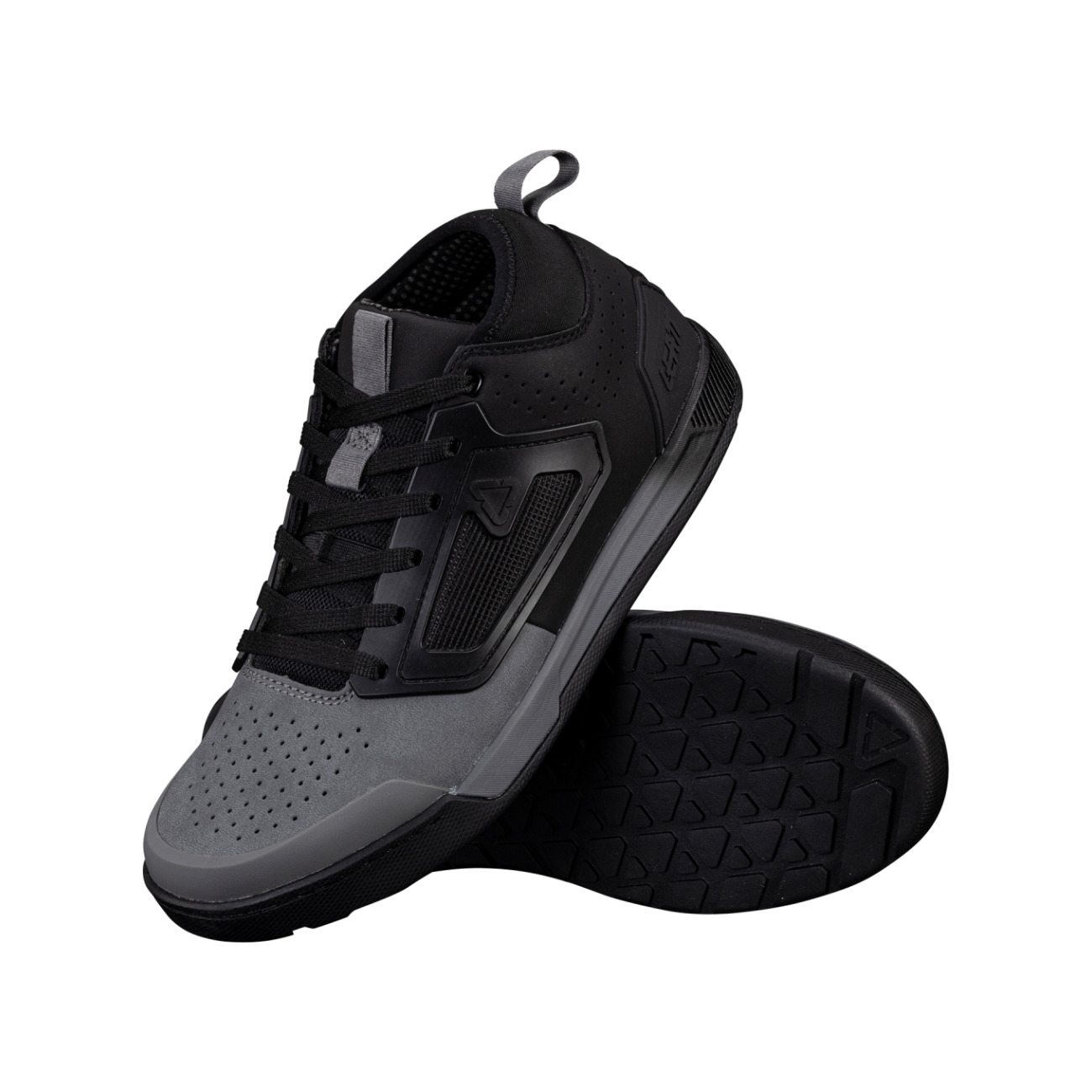 LEATT Cyklistické tretry - FLAT 3.0 - šedá/čierna 43