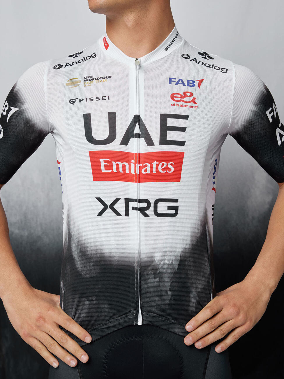 PISSEI Cyklistický dres s krátkym rukávom - UAE TEAM EMIRATES 2025 REPLICA - biela/čierna XL