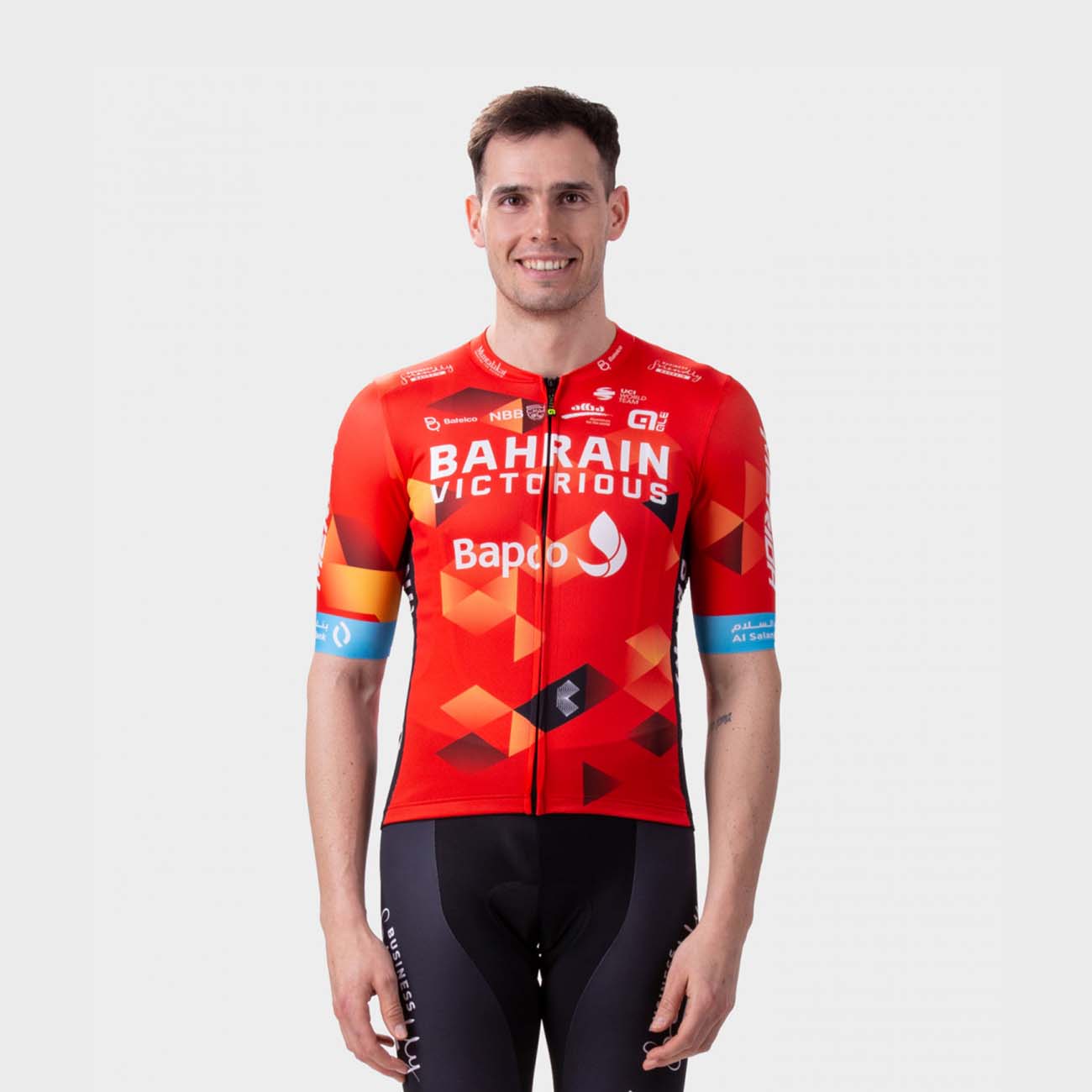 
                ALÉ Cyklistický dres s krátkym rukávom - BAHR VICTORIOUS 2022 - červená/modrá/biela
            
