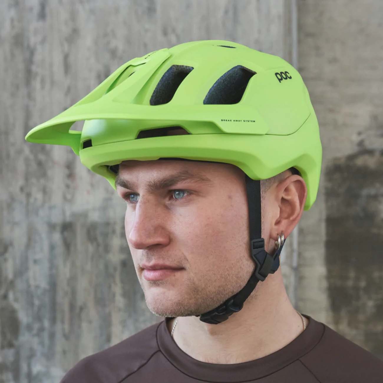 
                POC Cyklistická prilba - AXION - zelená (55–58 cm)
            